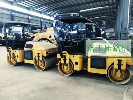 洛陽3噸全液壓雙驅(qū)雙振壓路機